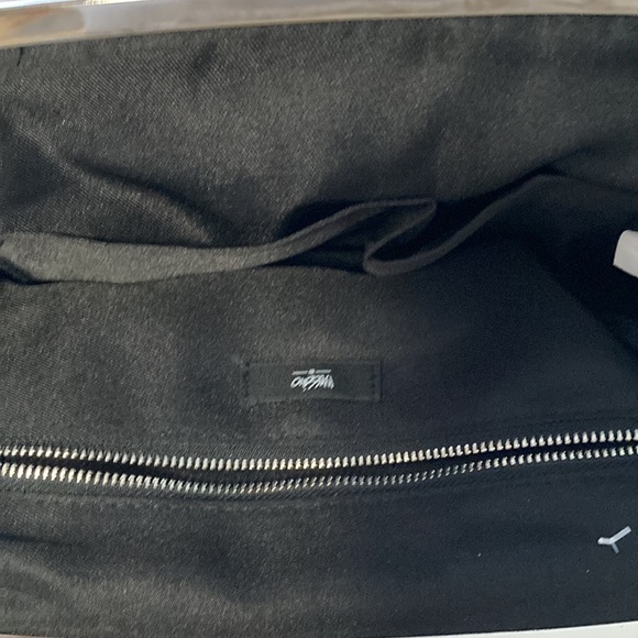 Mossimo sequin clutch. Silver and black sequins all over. Kiss lock closure. - Picture 5 of 5